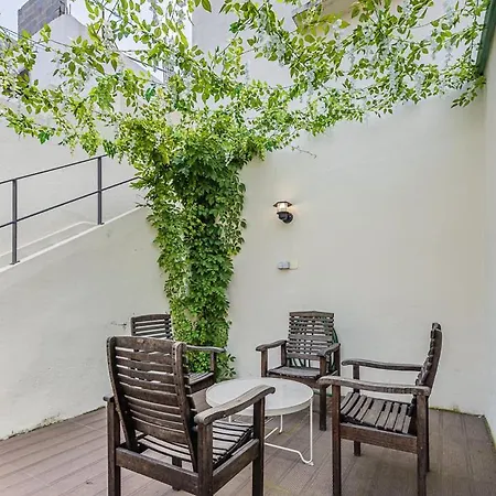 Otel Guestready - Costa Cabral *