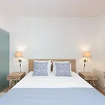 Guestready - Costa Cabral Otel *